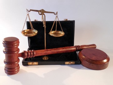 De Rechtbank in Coronatijd: spoedverzoeken, afdoen op stukken en telefonisch horen